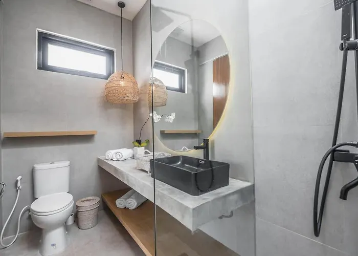 Stylish 2br Few Minutes To The 别墅 坎古
